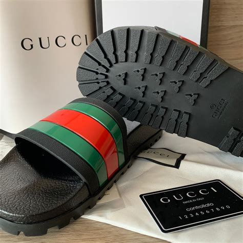 chancletas gucci